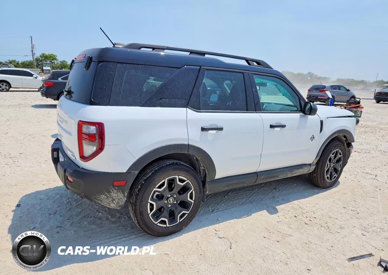 2026 Ford Bronco Sport Outer Banks VIN:3FMCR9CN5TRE41332 - 3