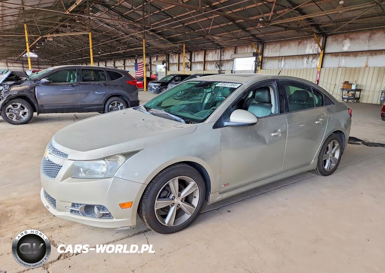2013 Chevrolet Cruze Lt – zdjęcie 1 z 12