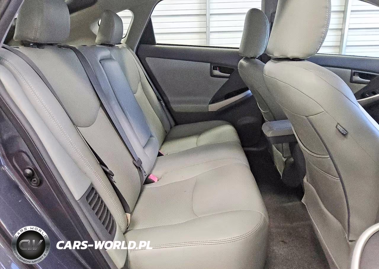 2011 Toyota Prius Three VIN:JTDKN3DU2B1385258 - 10