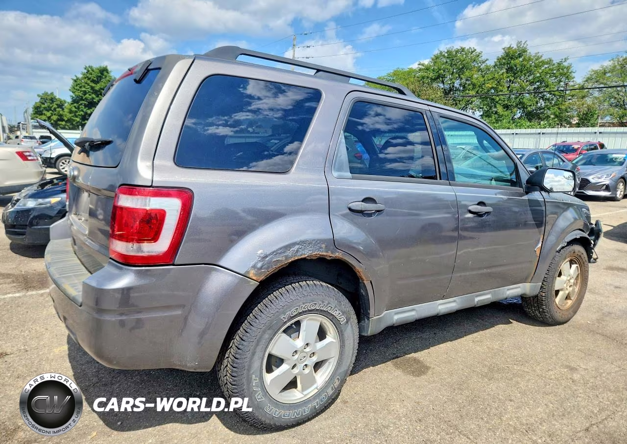 2012 Ford Escape Xlt VIN:1FMCU0D79CKB17573 - 3