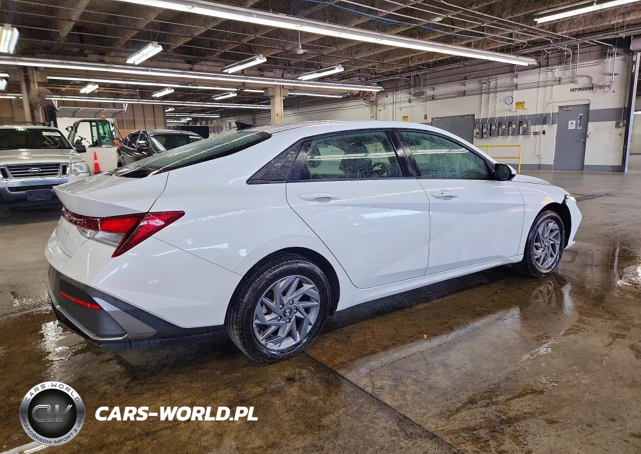 2024 Hyundai Elantra Sel VIN:KMHLM4DG6RU664725 - 3