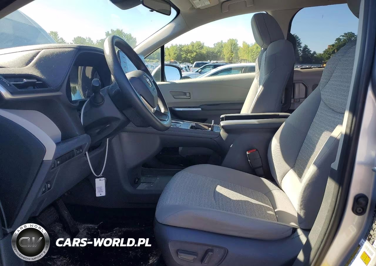 2021 Toyota Sienna Le VIN:5TDKSKFC0MS030828 - 7