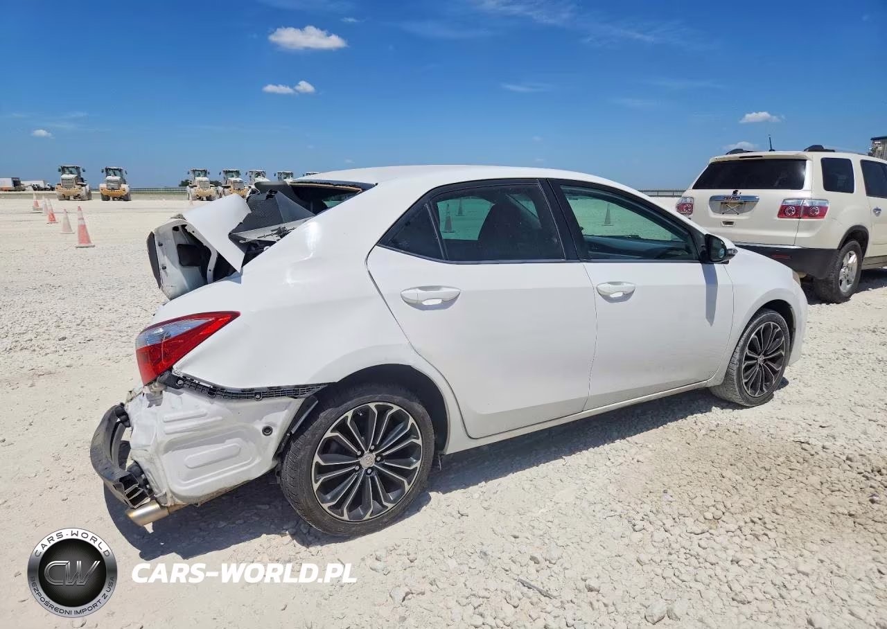 2014 Toyota Corolla S Plus VIN:2T1BURHE6EC095789 - 3