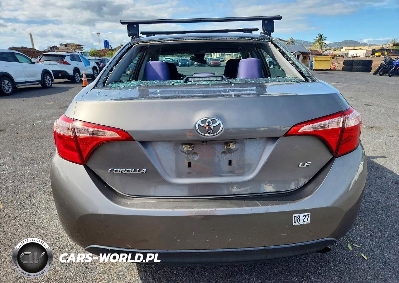 2018 Toyota Corolla L VIN:5YFBURHE4JP765463 - 6