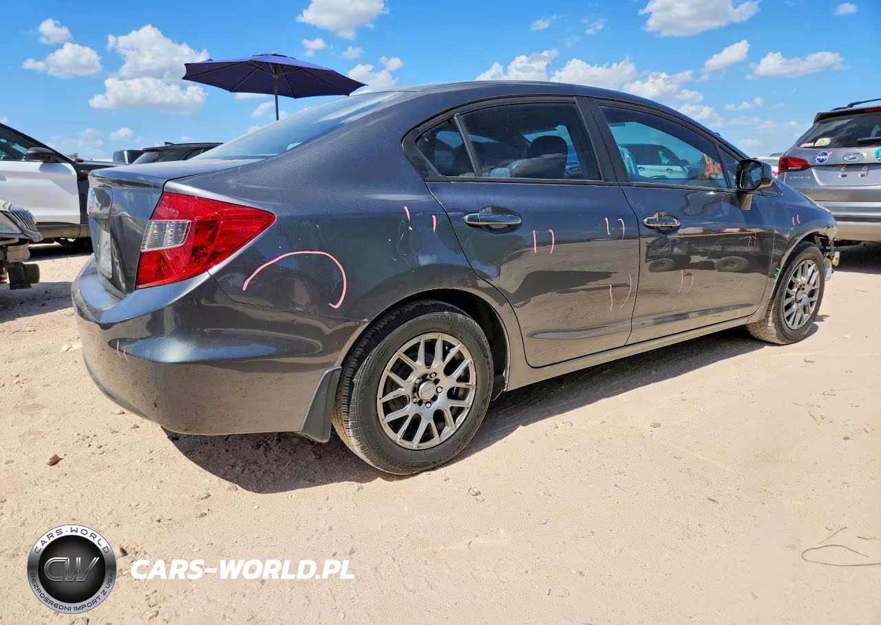 2012 Honda Civic Lx VIN:2HGFB2F58CH325189 - 3