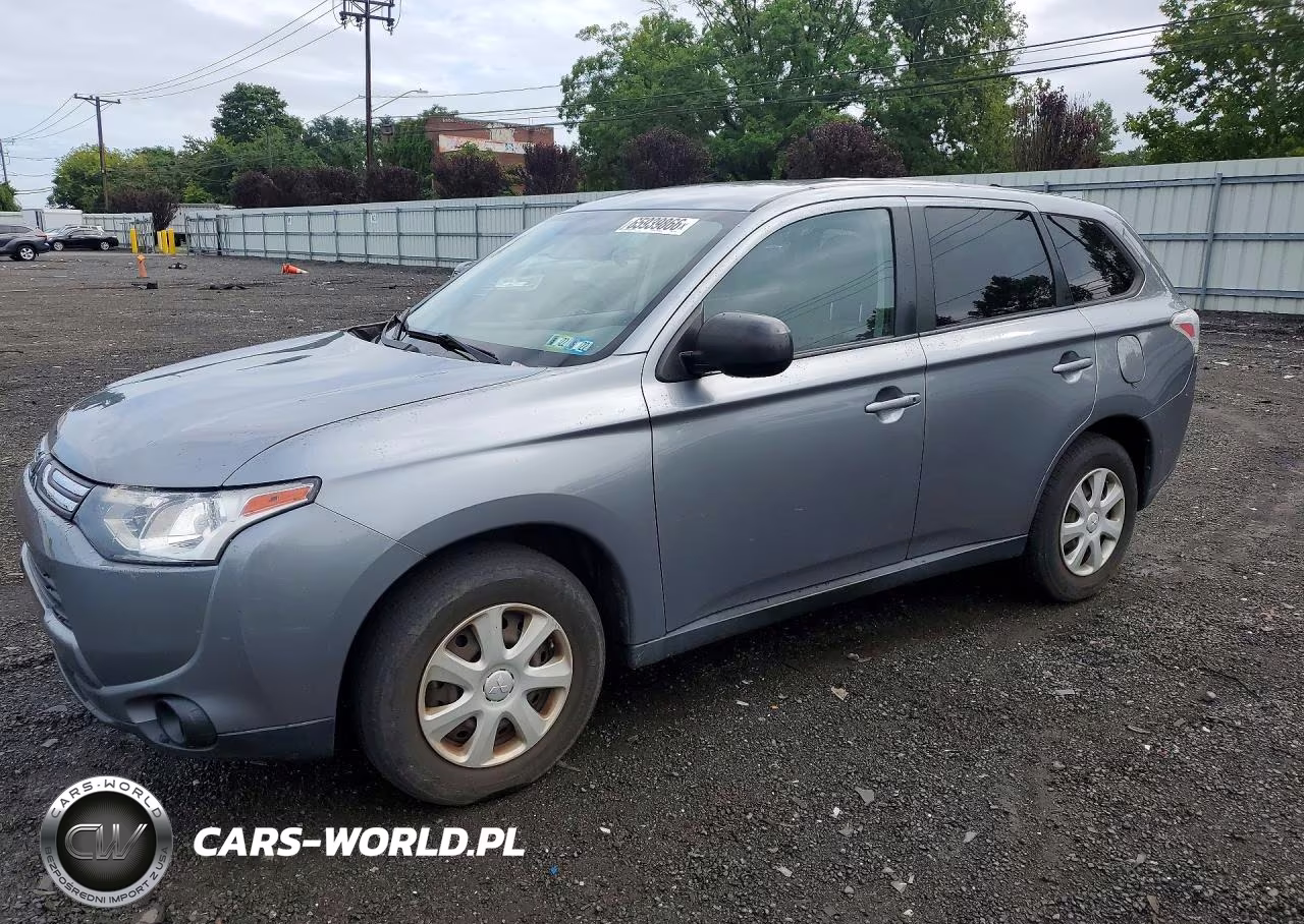 2014 Mitsubishi Outlander Es