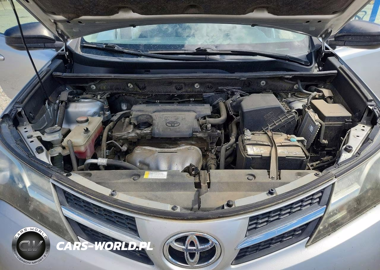 2015 Toyota Rav4 Le VIN:JTMBFREV6FJ050047 - 12