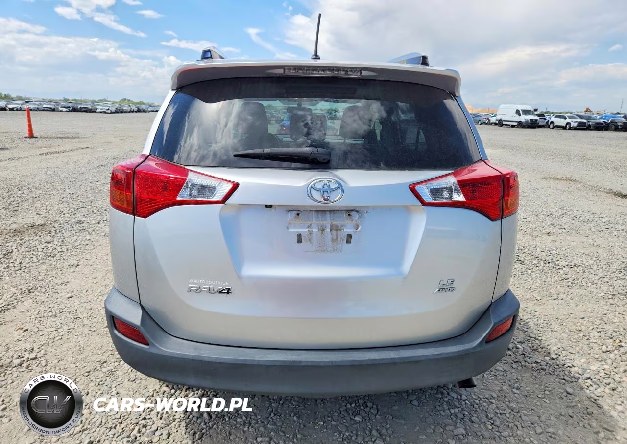 2015 Toyota Rav4 Le VIN:JTMBFREV6FJ050047 - 6