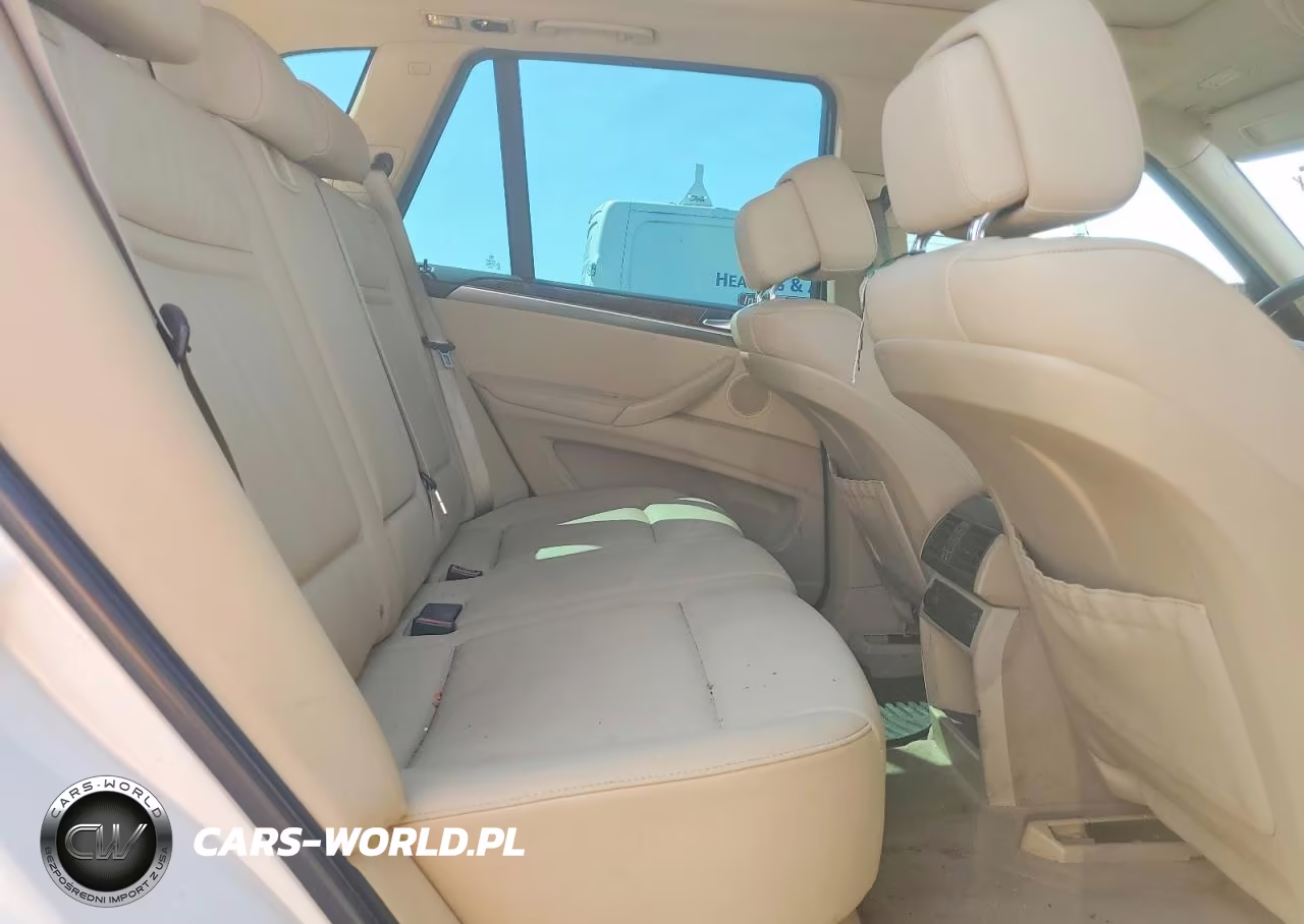 2012 BMW X5 xDrive35I VIN:5UXZV4C53CL765664 - 11