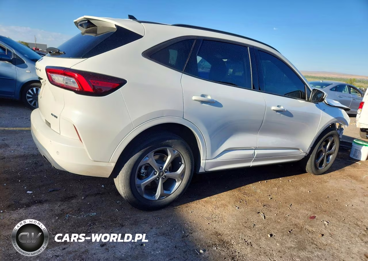 2023 Ford Escape St Line Select VIN:1FMCU9NA7PUB16494 - 3