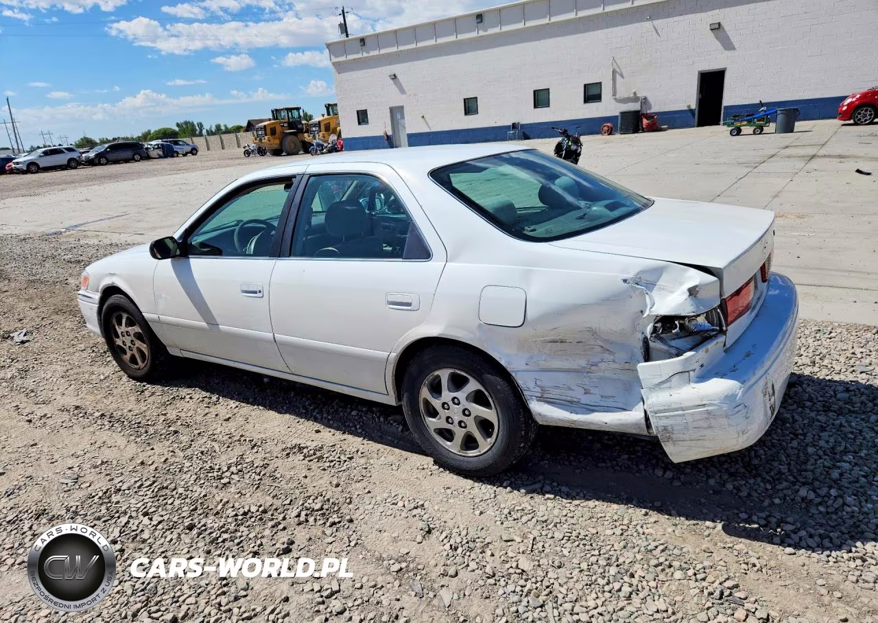 2000 Toyota Camry Le VIN:4T1BG22K4YU994795 - 2