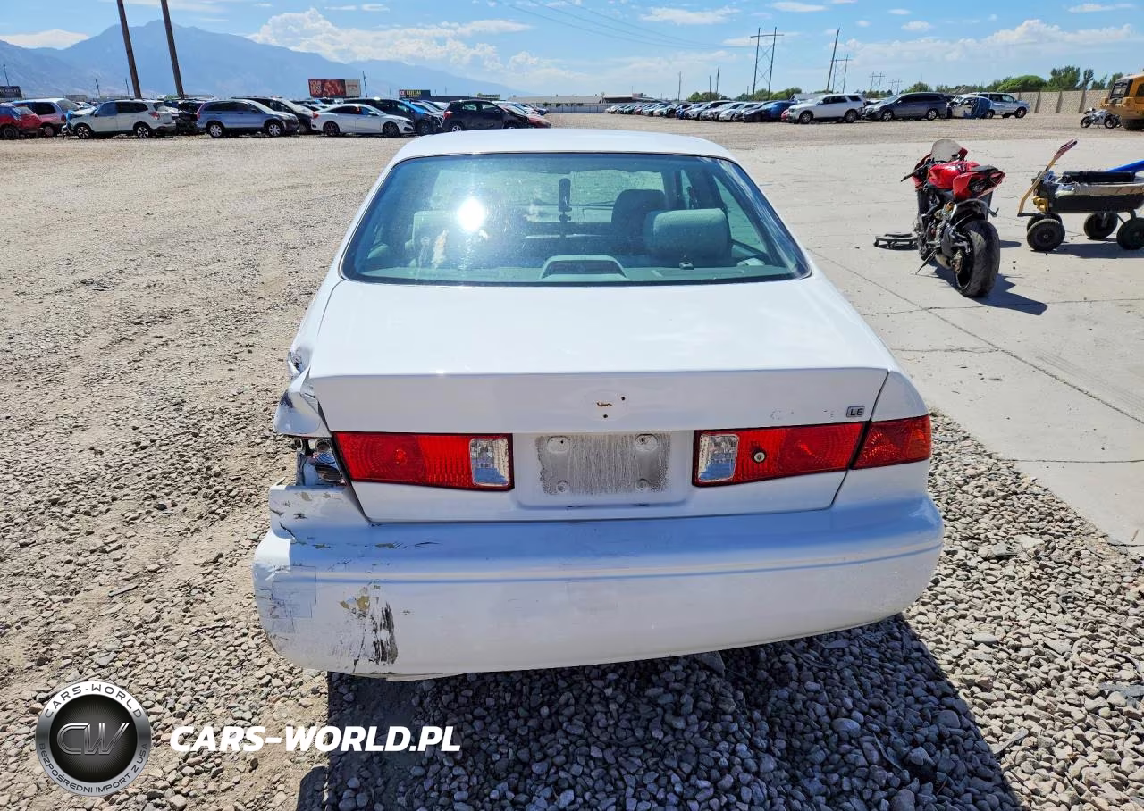 2000 Toyota Camry Le VIN:4T1BG22K4YU994795 - 6