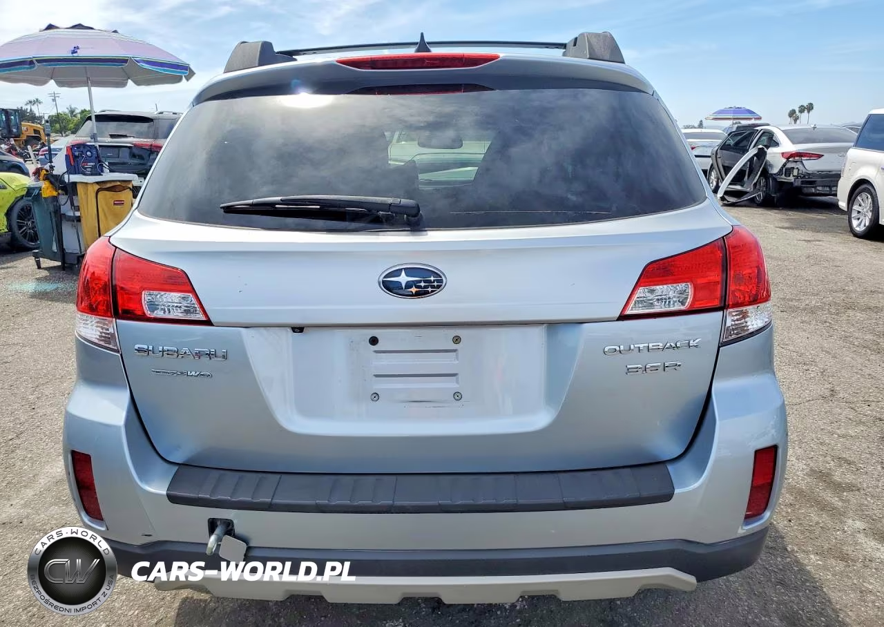 2013 Subaru Outback 3.6R Limited VIN:4S4BRDKCXD2293411 - 6
