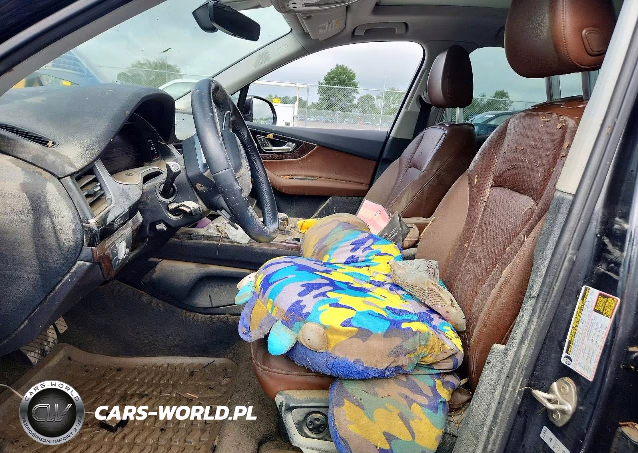 2019 Audi Q7 Premium Plus VIN:WA1LAAF70KD020081 - 7