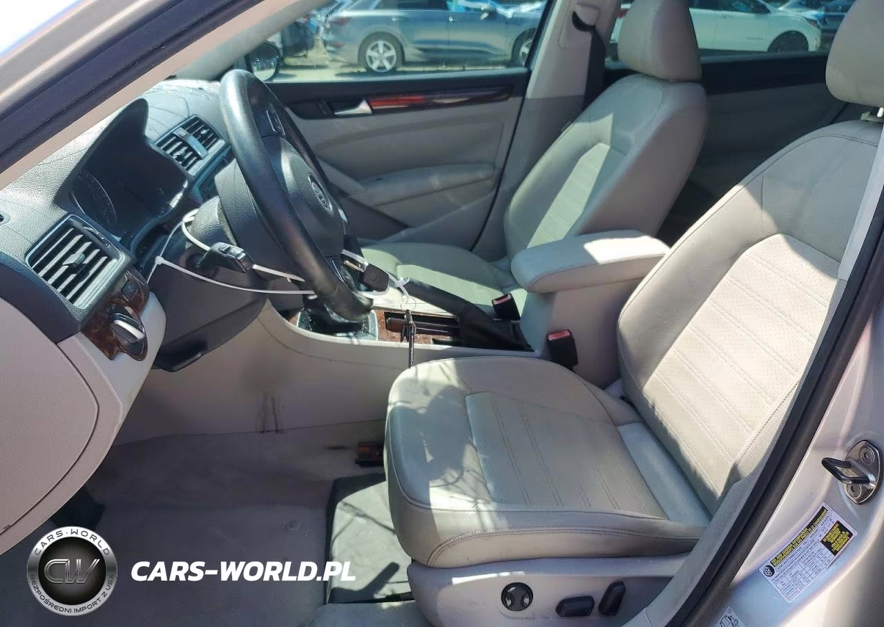 2012 Volkswagen Passat Sel VIN:1VWCH7A37CC072420 - 7