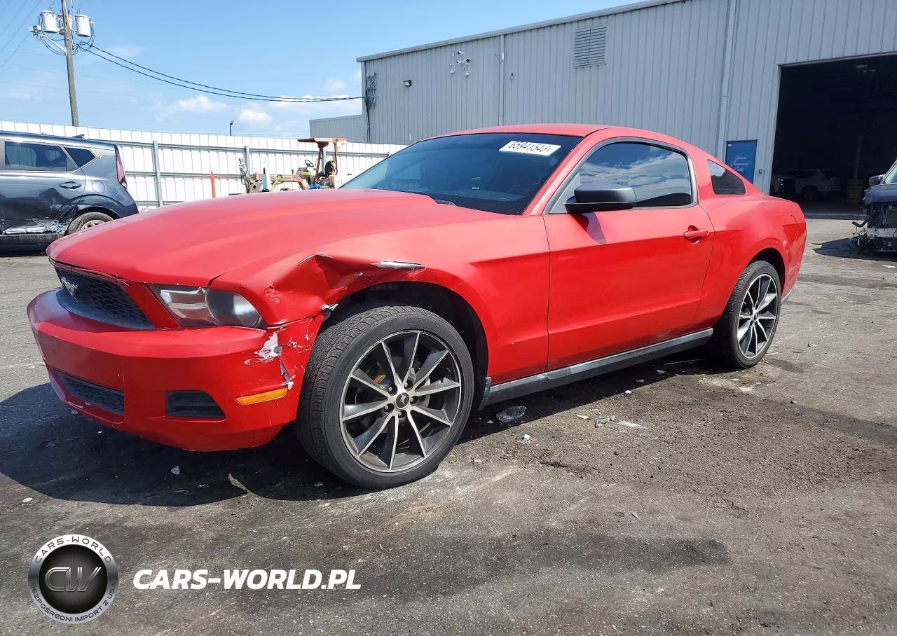 2010 Ford Mustang – zdjęcie 1 z 12