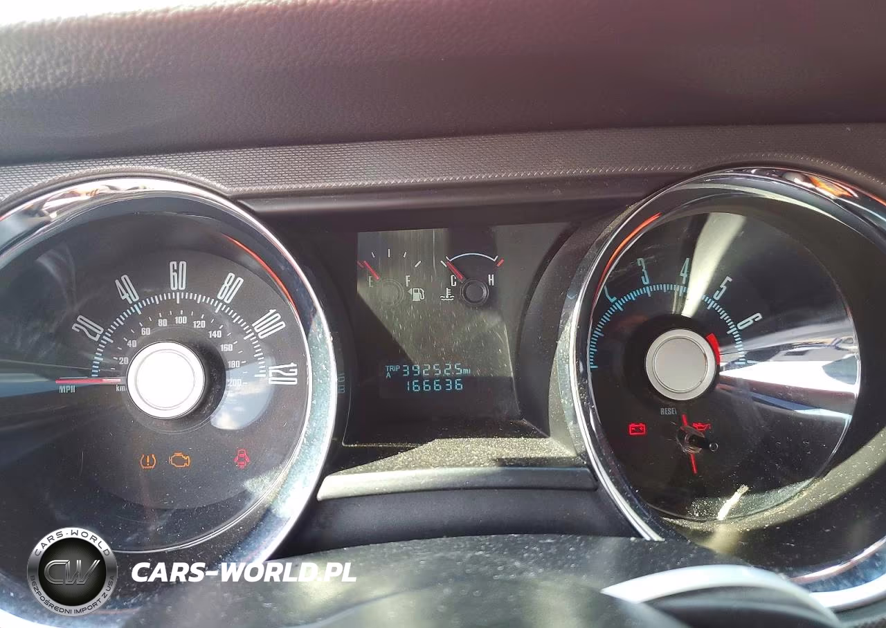 2010 Ford Mustang VIN:1ZVBP8ANXA5104073 - 9