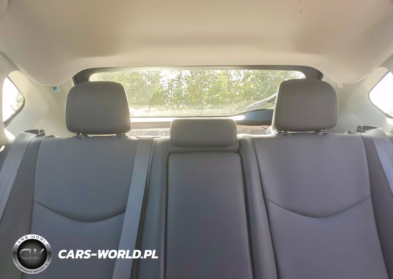 2015 Toyota Prius Four VIN:JTDKN3DU8F1913875 - 10