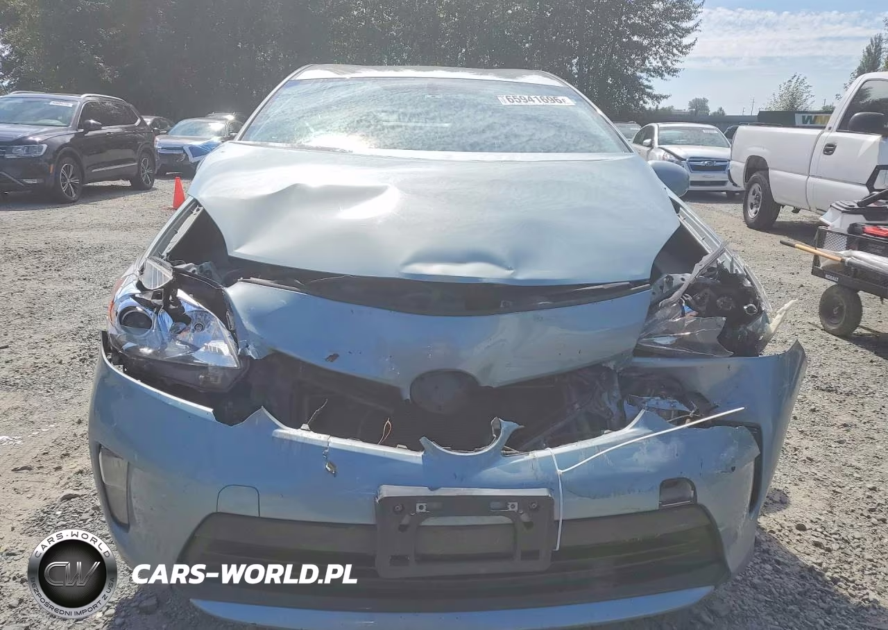 2015 Toyota Prius Four VIN:JTDKN3DU8F1913875 - 5