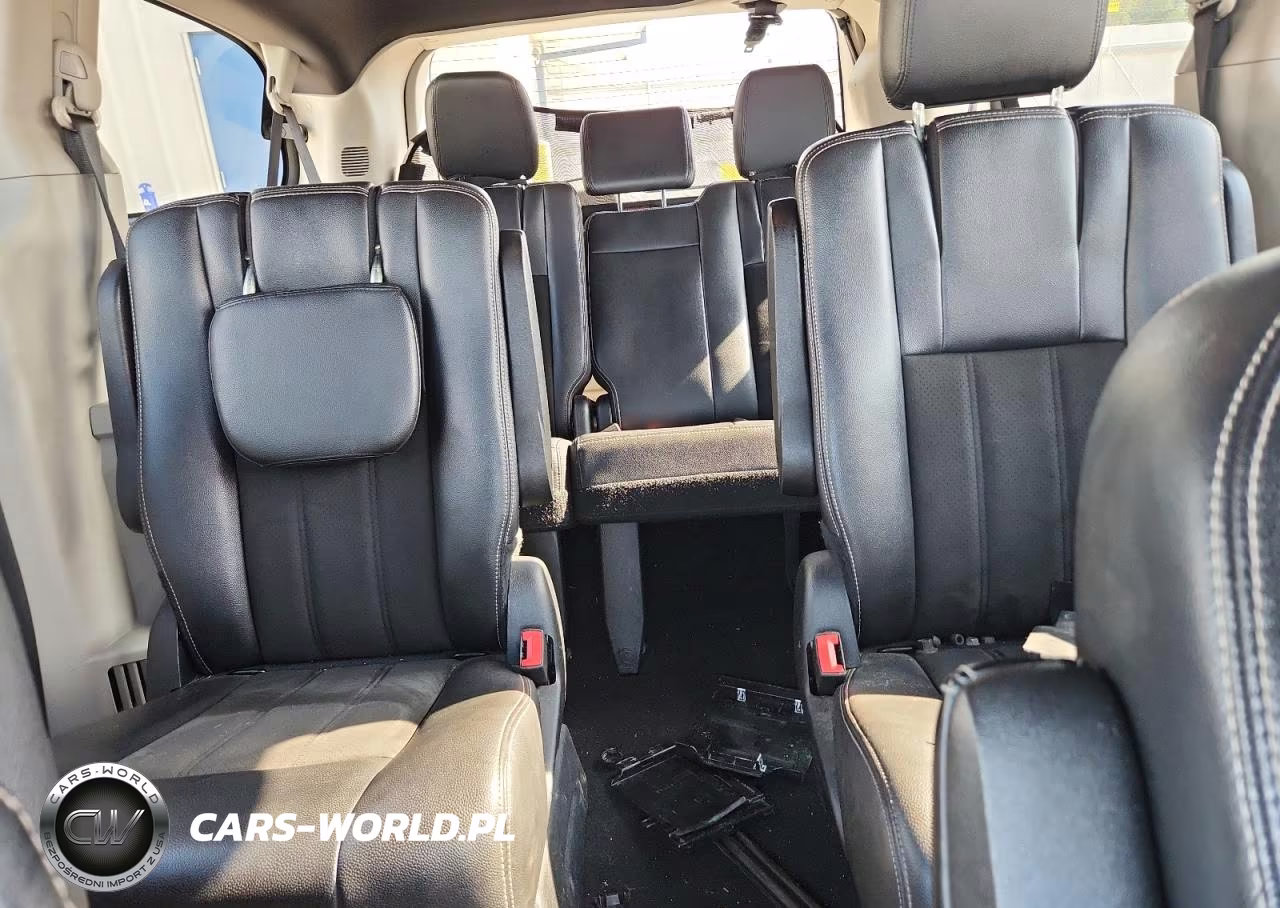 2019 Dodge Grand Caravan Sxt VIN:2C4RDGCG1KR776482 - 10