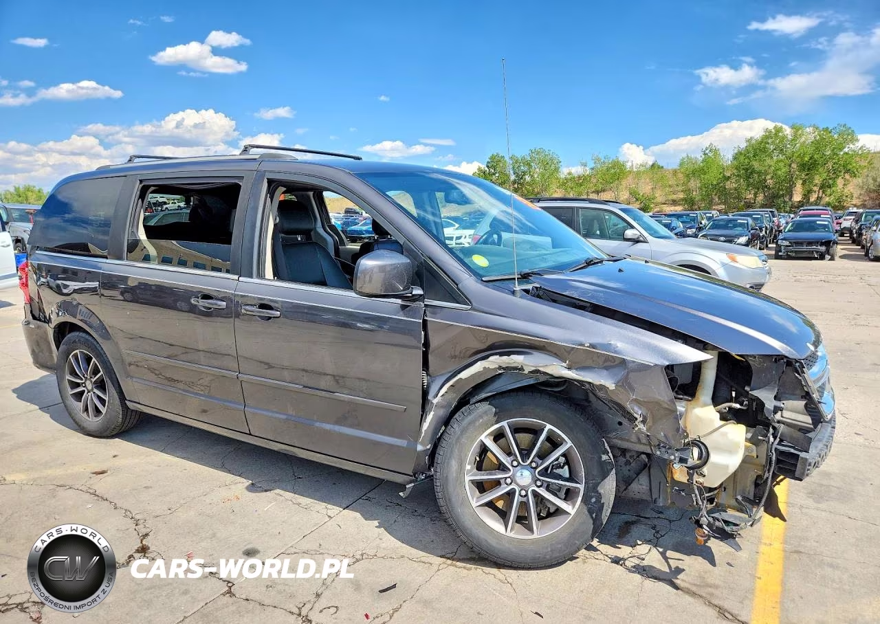 2017 Dodge Grand Caravan Sxt VIN:2C4RDGCG1HR780833 - 4