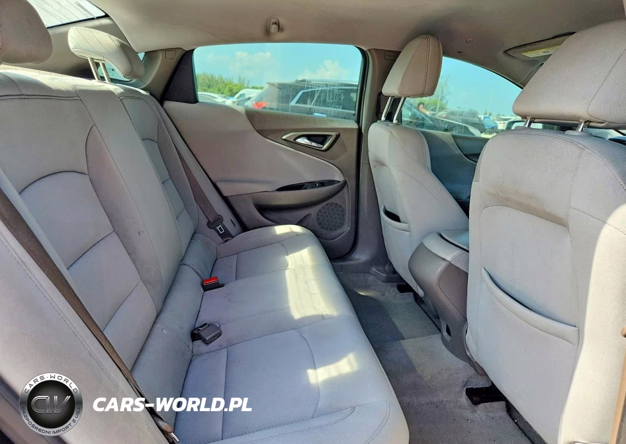 2019 Chevrolet Malibu Ls VIN:1G1ZB5ST2KF142719 - 10