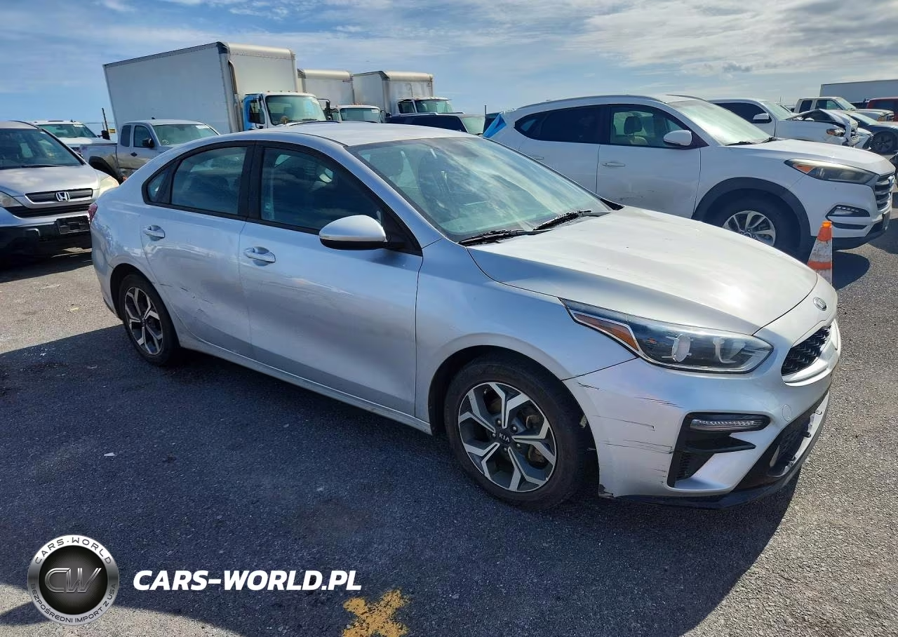 2021 Kia Forte Lxs VIN:3KPF24AD1ME414124 - 4