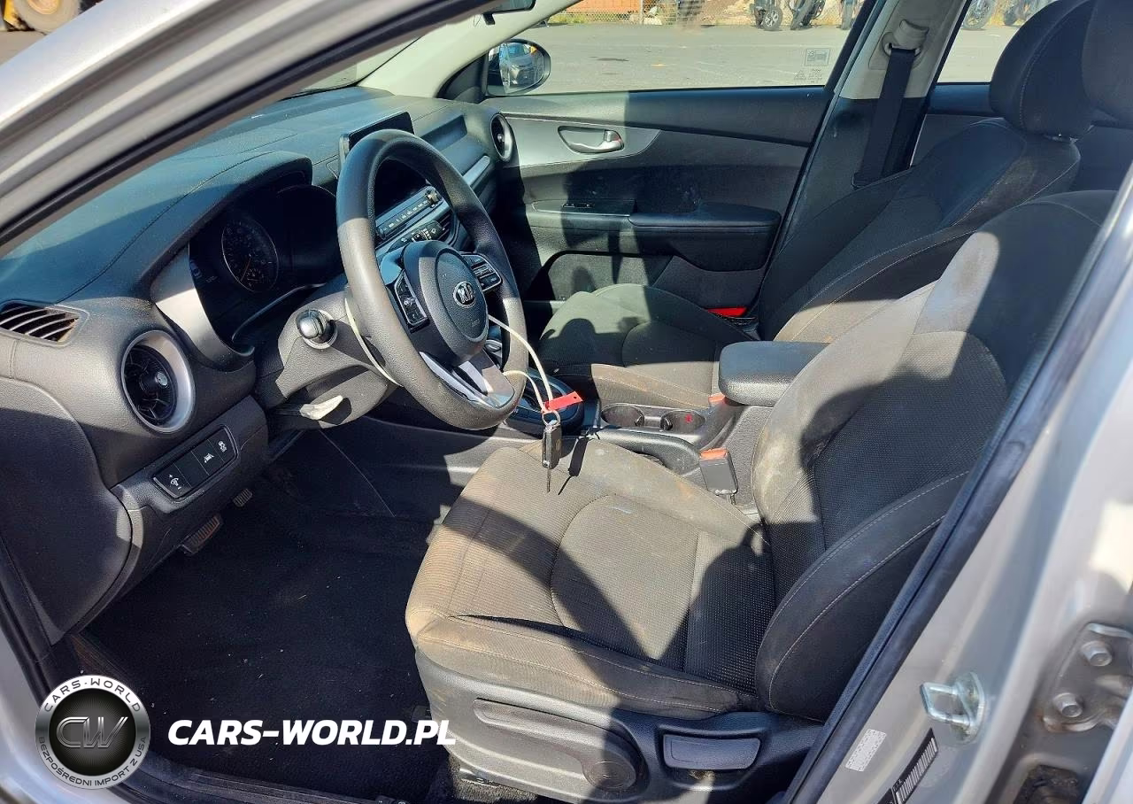2021 Kia Forte Lxs VIN:3KPF24AD1ME414124 - 7
