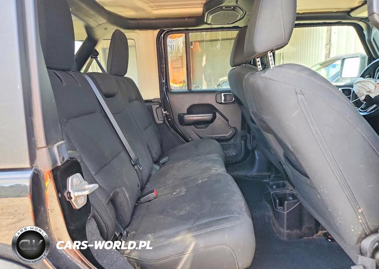 2018 Jeep Wrangler Unlimited Sport VIN:1C4HJXDG1JW287427 - 11