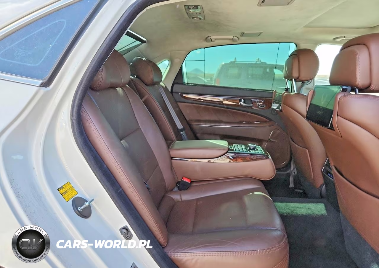 2014 Hyundai Equus Signature VIN:KMHGH4JH7EU078404 - 10
