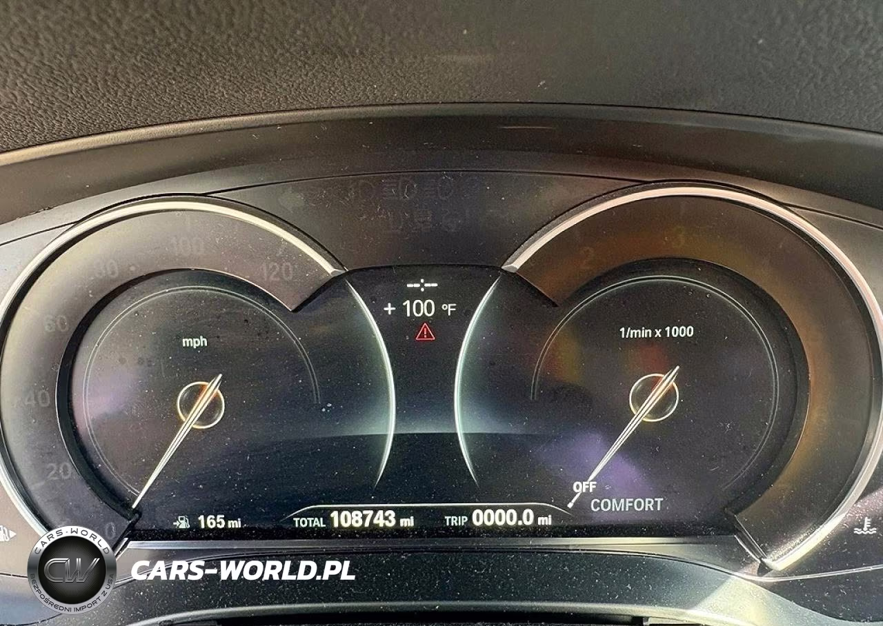 2018 BMW 530 I VIN:WBAJA5C50JWA37716 - 9