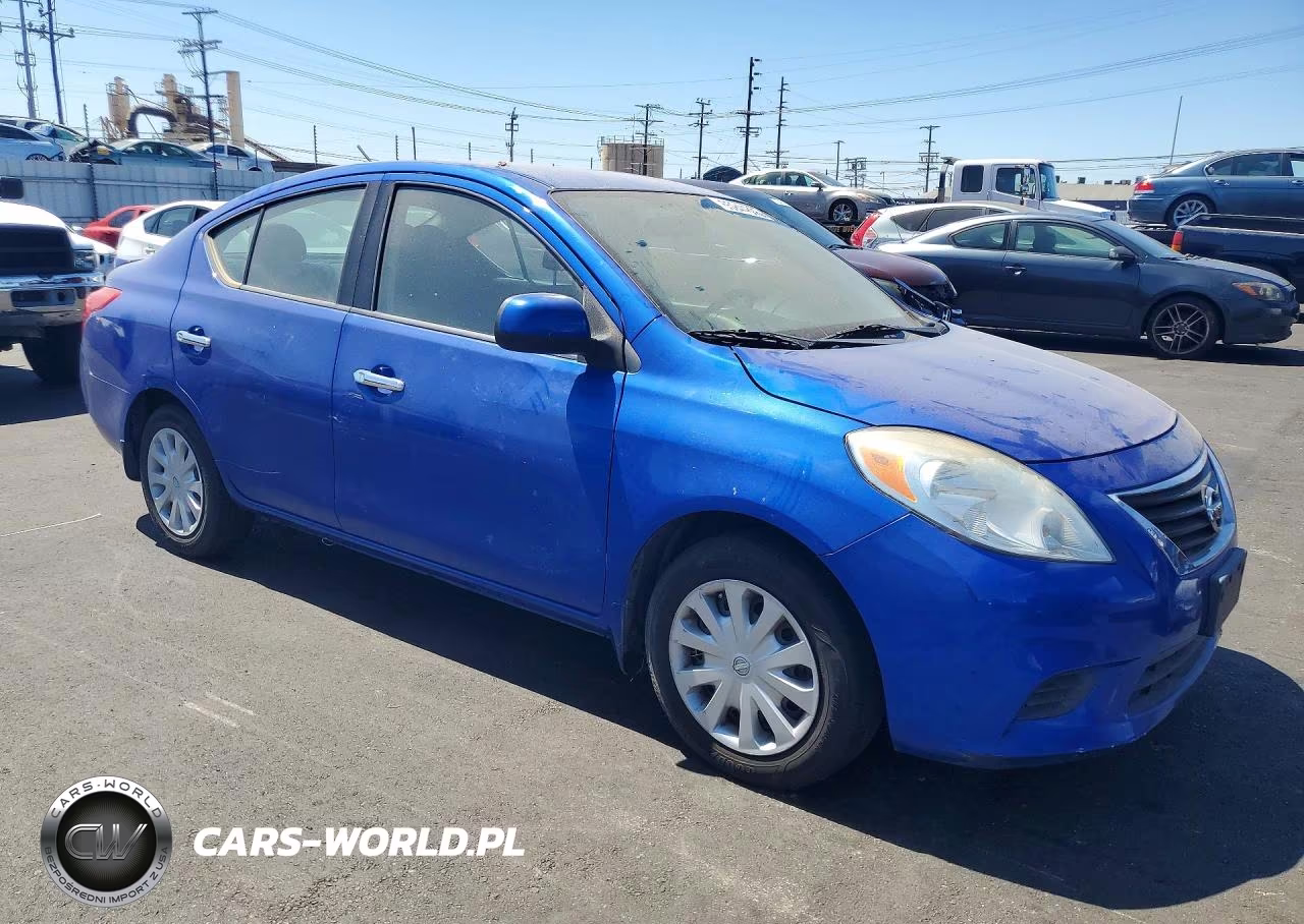2014 Nissan Versa 1.6 S VIN:3N1CN7AP5EL823121 - 4