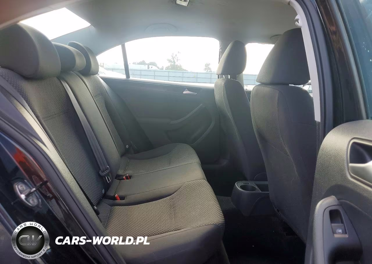 2012 Volkswagen Jetta Base VIN:3VW2K7AJ4CM473532 - 10