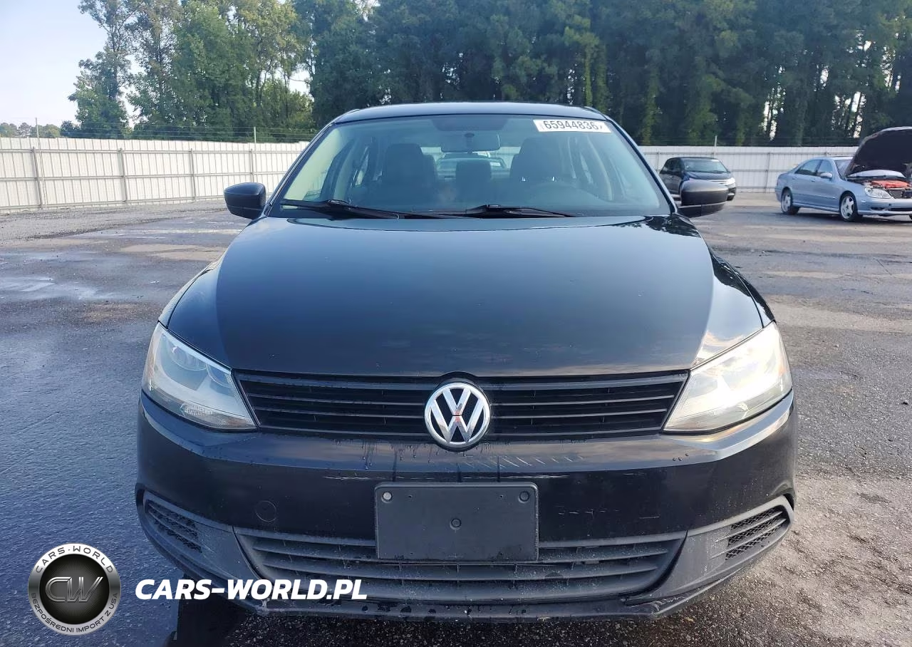 2012 Volkswagen Jetta Base VIN:3VW2K7AJ4CM473532 - 5