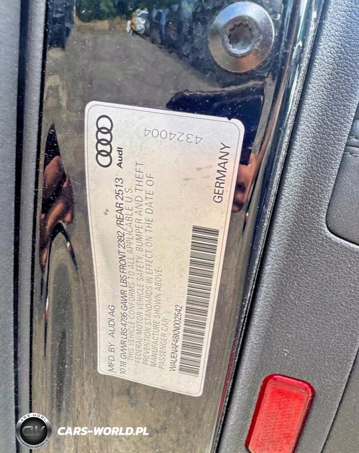 2019 Audi A4 Premium Plus VIN:WAUENAF48KN002542 - 10