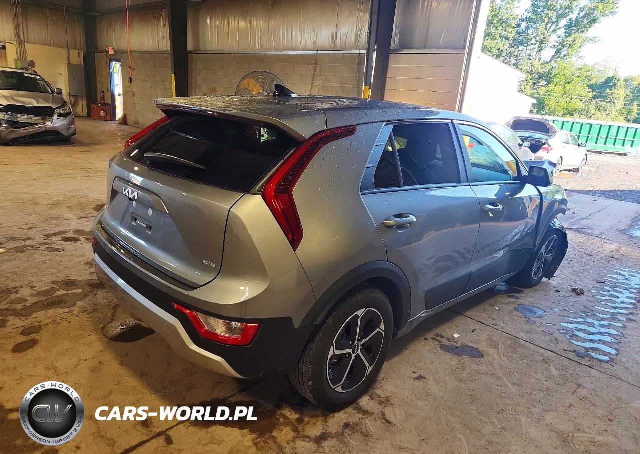 2026 Kia Niro Lx VIN:KNDCP3LE9T5341227 - 3
