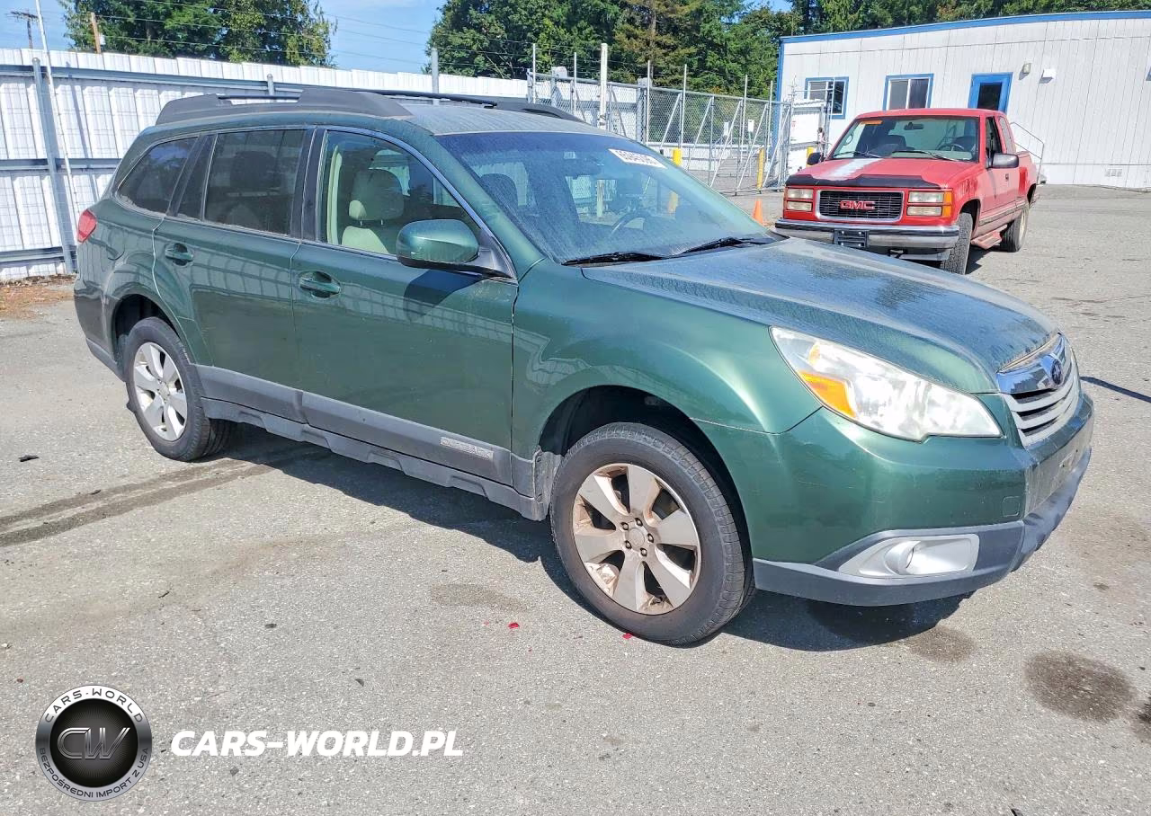 2010 Subaru Outback 2.5I Premium VIN:4S4BRBCC7A3330102 - 4