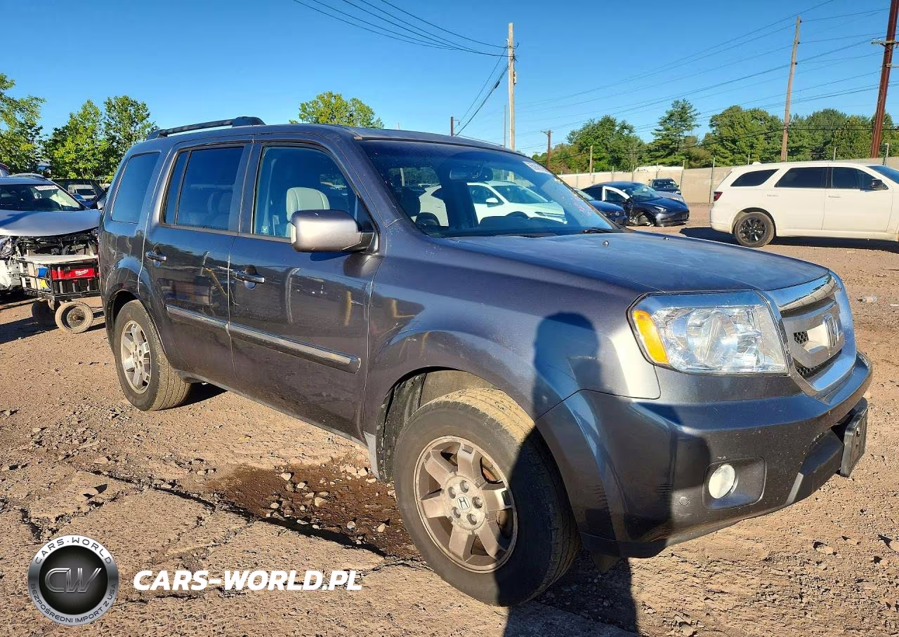 2010 Honda Pilot Touring VIN:5FNYF4H99AB016650 - 4