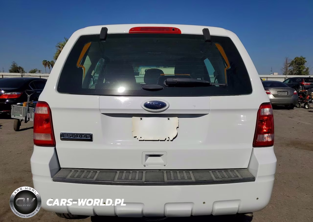 2011 Ford Escape Xls VIN:1FMCU0C74BKA88113 - 6