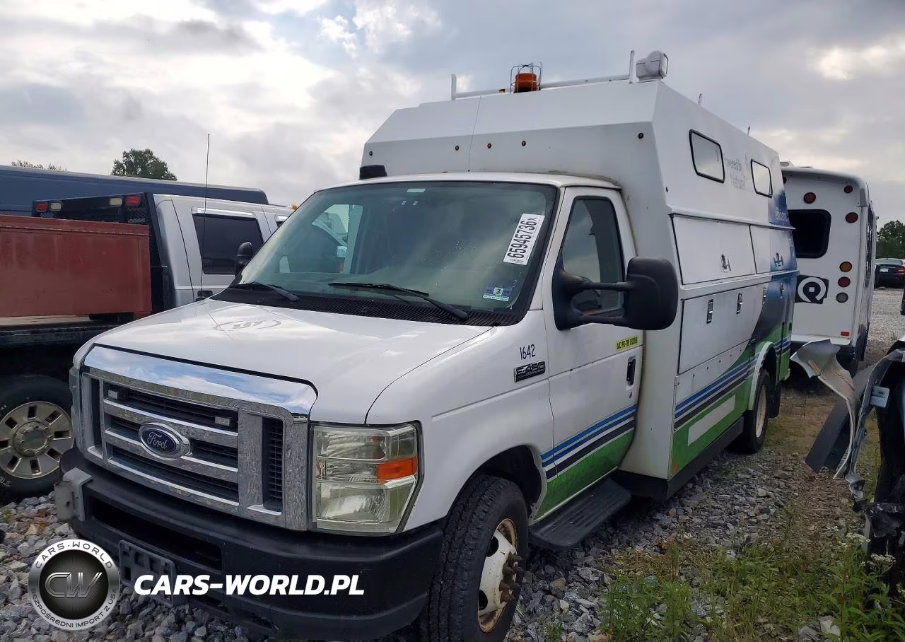 2016 Ford Econoline E450 Super Duty Cutaway Van – zdjęcie 1 z 13