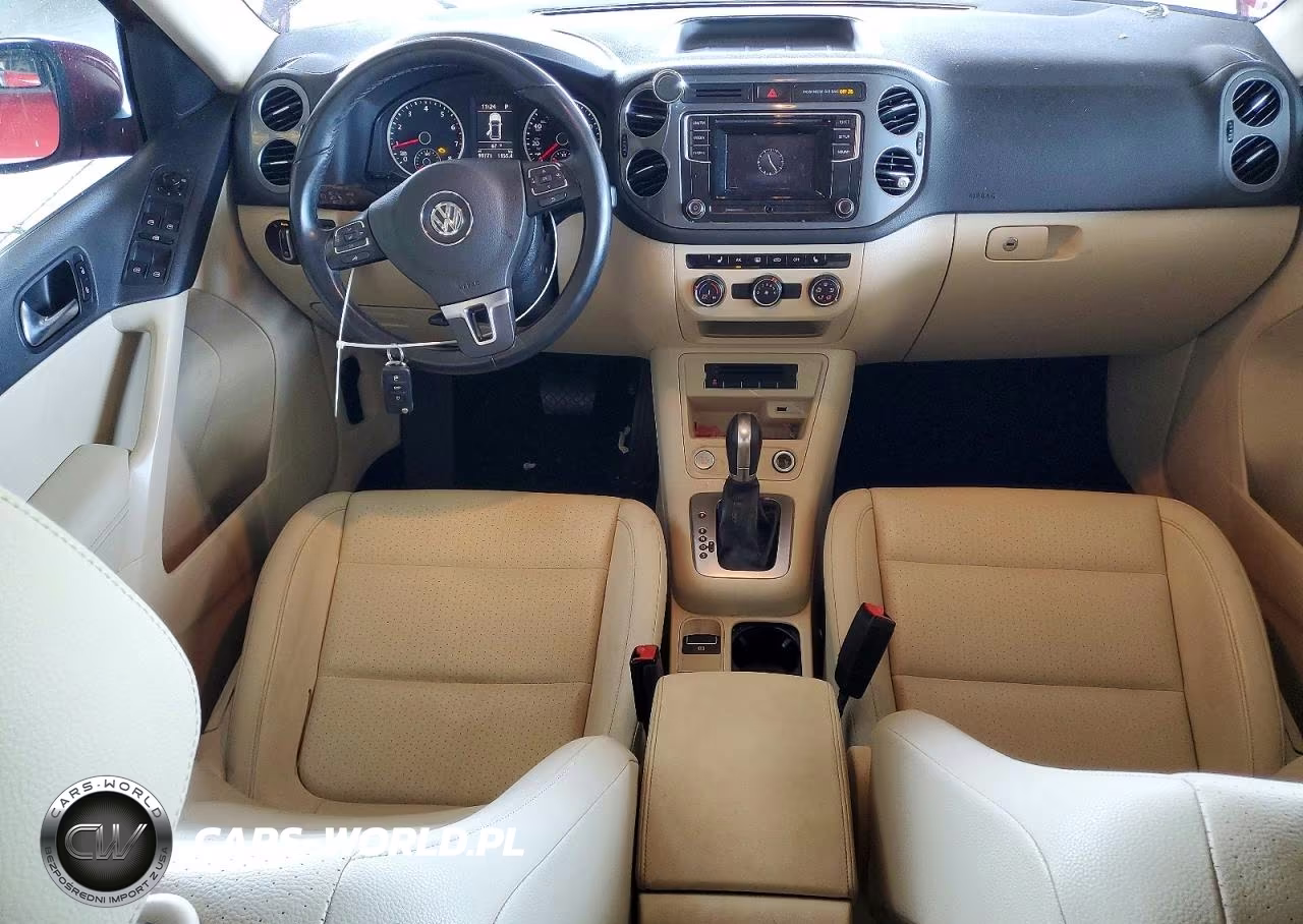 2016 Volkswagen Tiguan S VIN:WVGAV7AX1GW052833 - 8