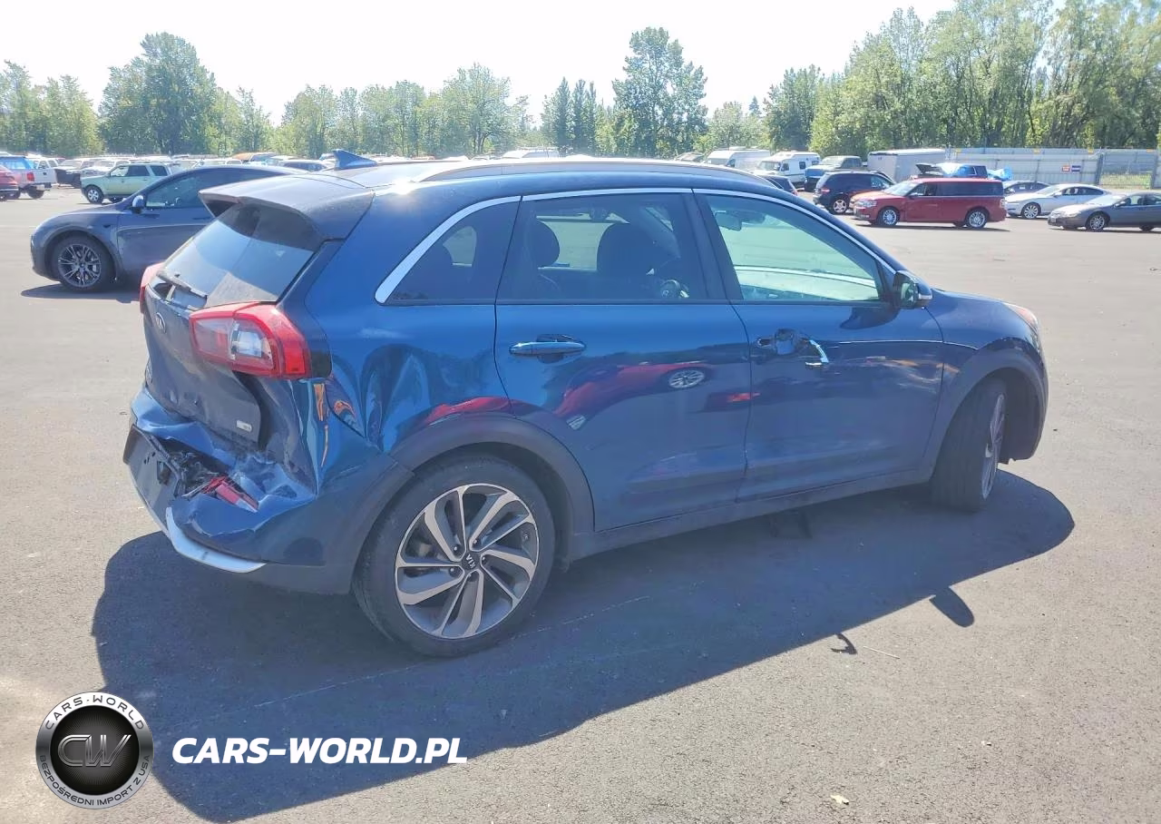 2017 Kia Niro Ex Touring VIN:KNDCE3LC8H5051119 - 3