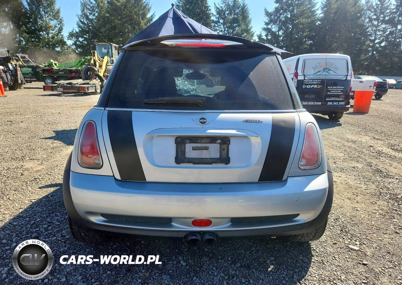 2005 Mini Cooper S VIN:WMWRE33515TD99248 - 6
