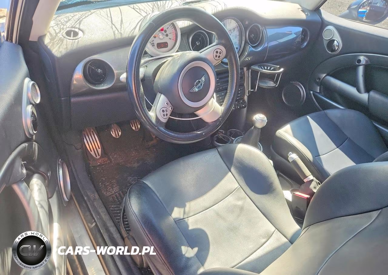 2005 Mini Cooper S VIN:WMWRE33515TD99248 - 8