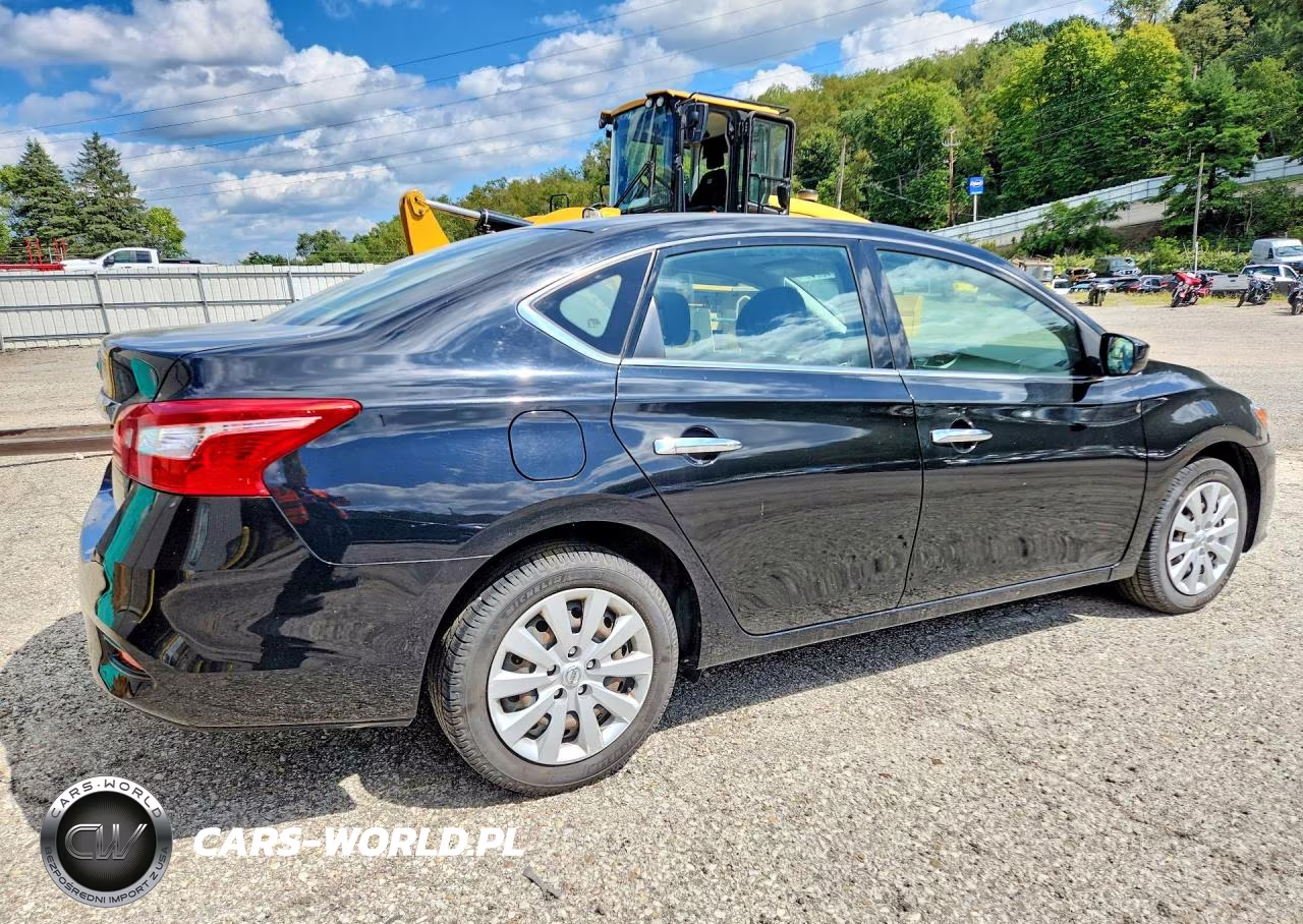 2018 Nissan Sentra S VIN:3N1AB7AP9JY288632 - 3