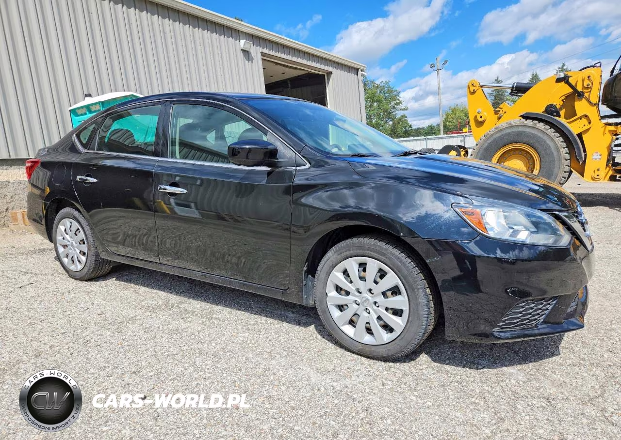 2018 Nissan Sentra S VIN:3N1AB7AP9JY288632 - 4