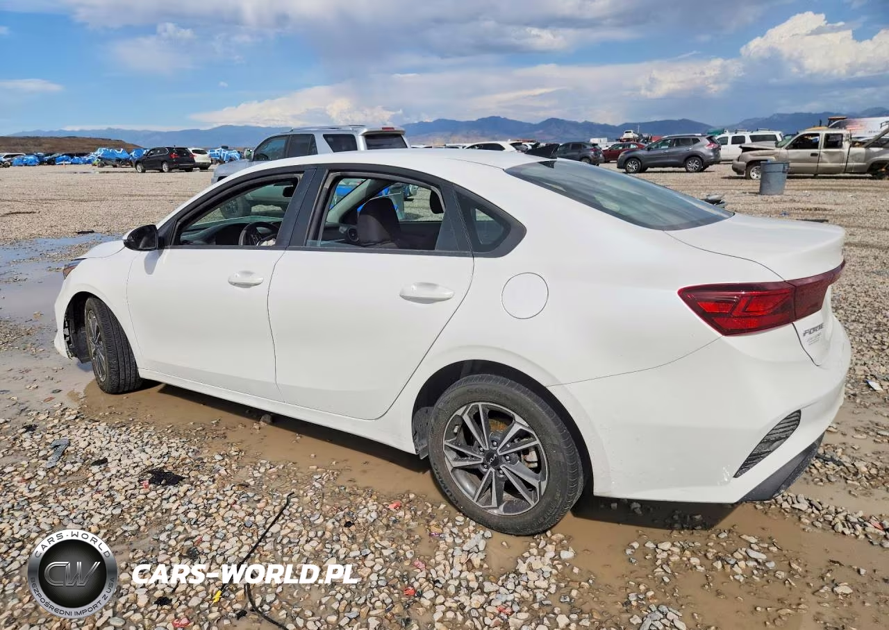 2023 Kia Forte Lxs VIN:3KPF24AD5PE579257 - 2