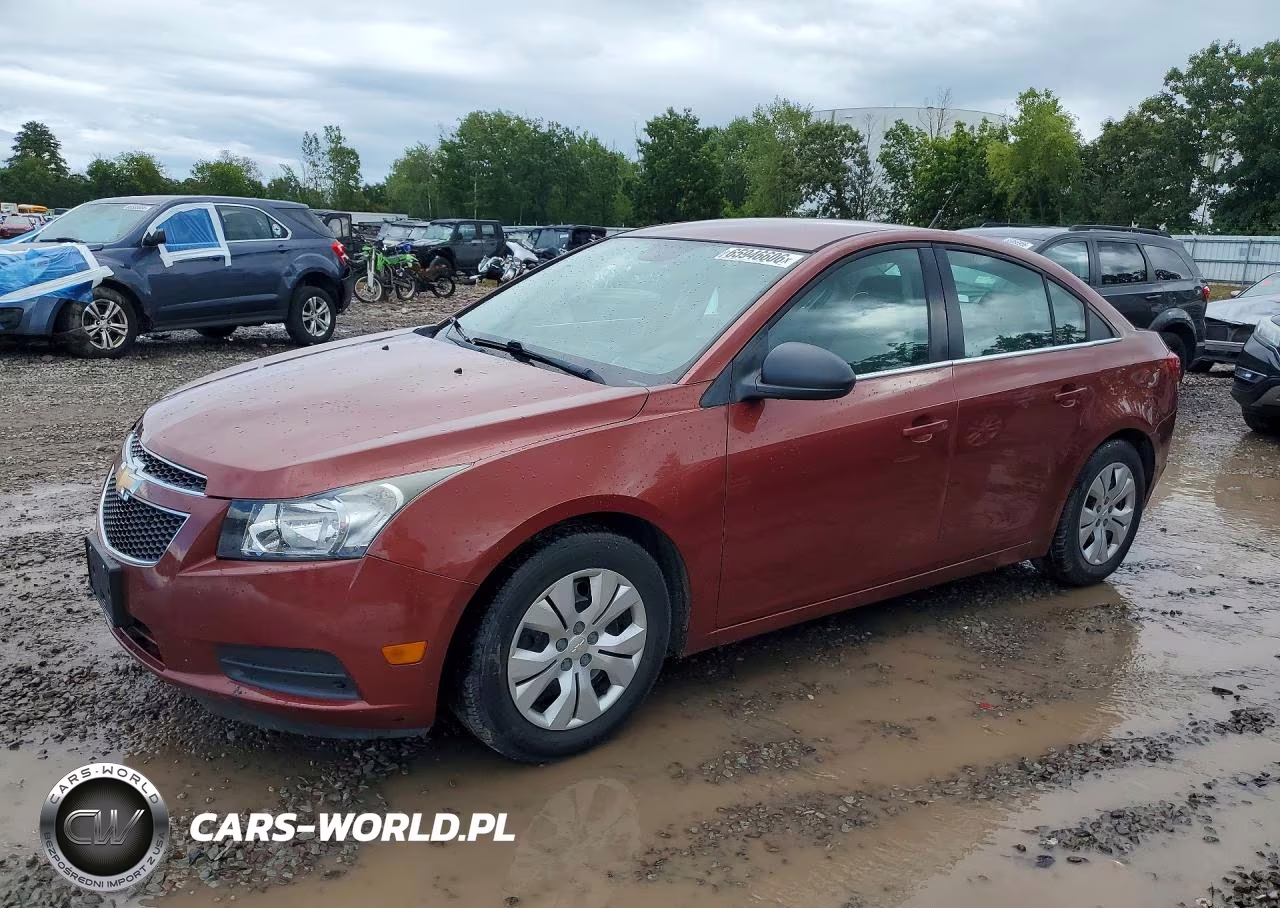 2012 Chevrolet Cruze Ls – zdjęcie 1 z 12
