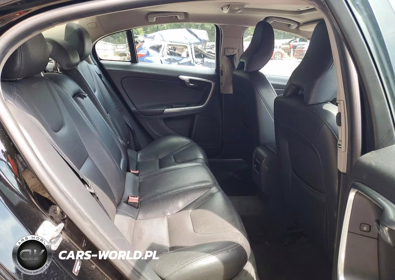 2015 Volvo S60 Premier VIN:YV1612TK0F2360442 - 10