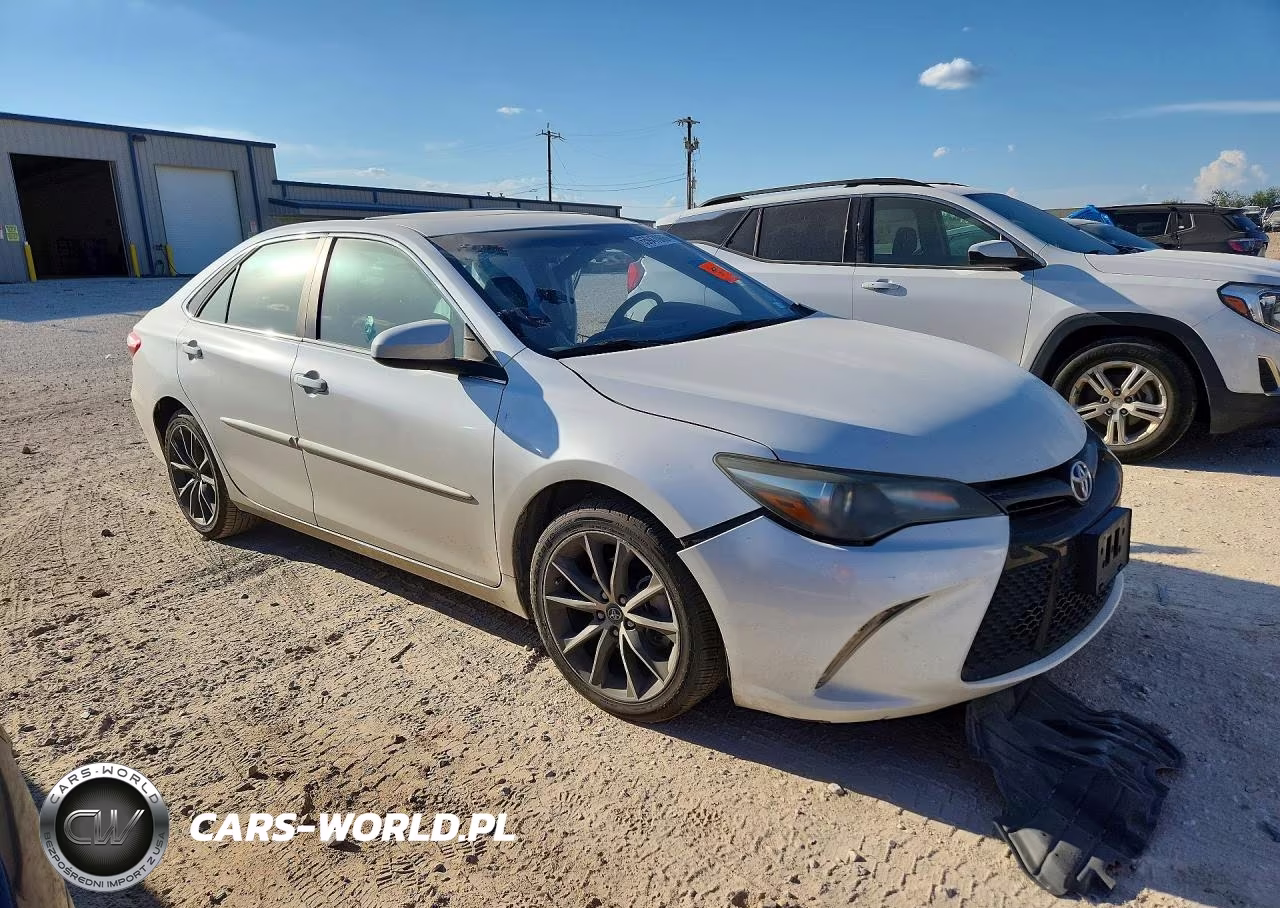 2016 Toyota Camry Xse VIN:4T1BF1FK1GU230408 - 4